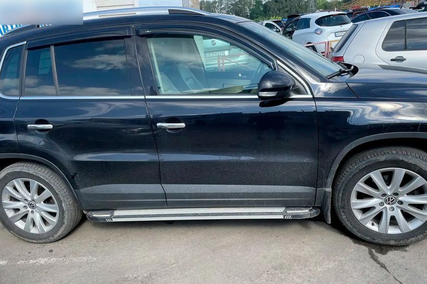Дефлектори вікон (вітровики) Volkswagen Tiguan 2007-2016 рр (на скотче) (HIC) 4 шт VW26 фото