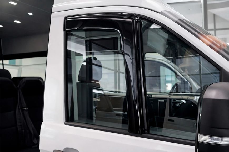 Дефлектори вікон (вітровики) Volkswagen Crafter 2017 - рр (HiC) 2 шт vw63 фото