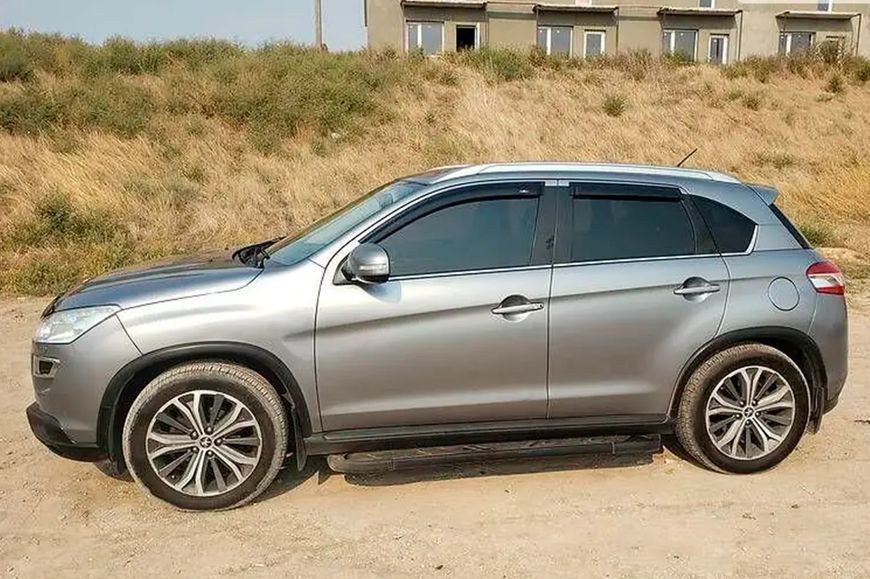 Дефлектори вікон (вітровики) Peugeot 4008 2012- 2017 рр (HIC) 4 шт PEU27 фото