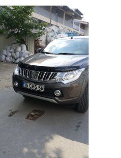 Дефлектор капоту EuroCap) для Mitsubishi L200 2015-2019 рр 5642K025 фото